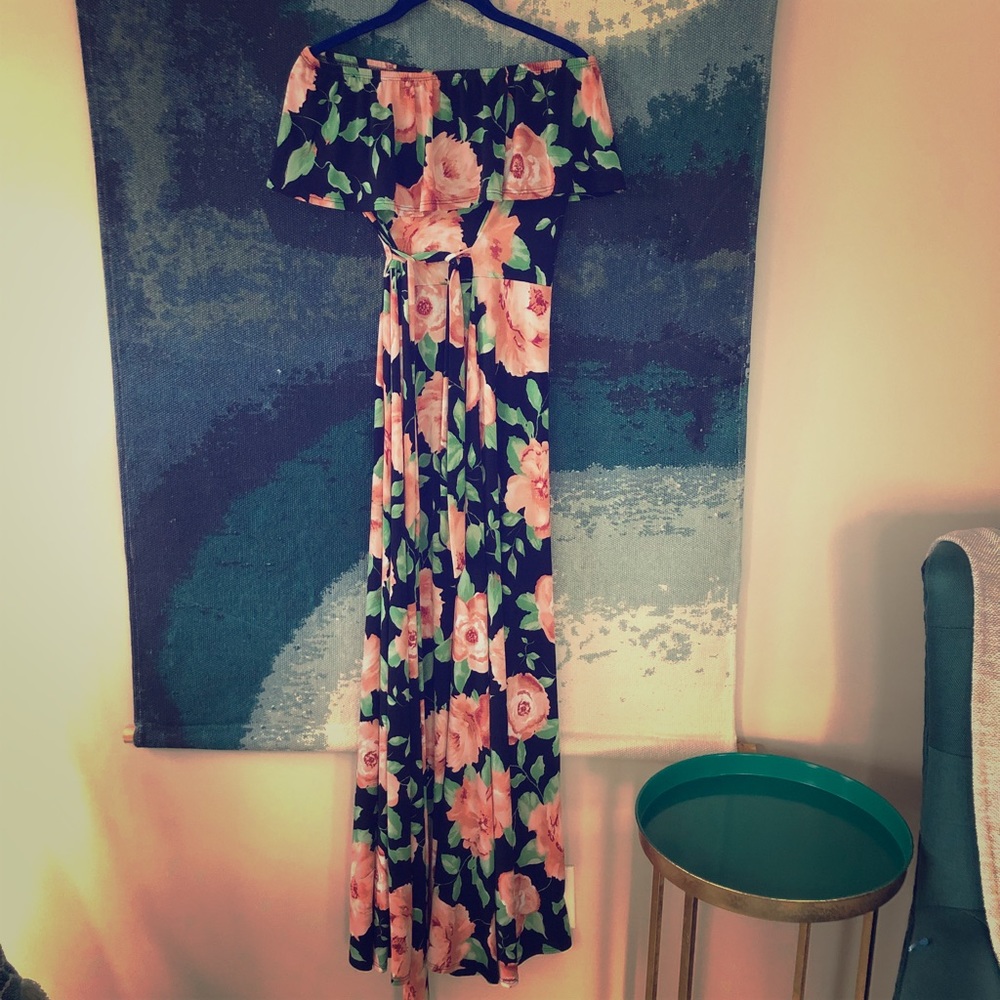 On or off shoulder pink floral maxi dress